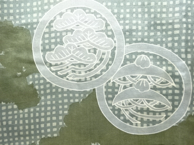 JAPANESE KIMONO / ANTIQUE MENS JUBAN / SILK / FAMILY CREST PATTER